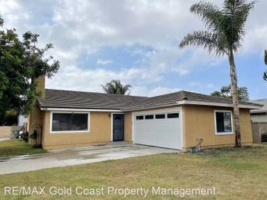 Main picture of 400 Fairbourne Pl