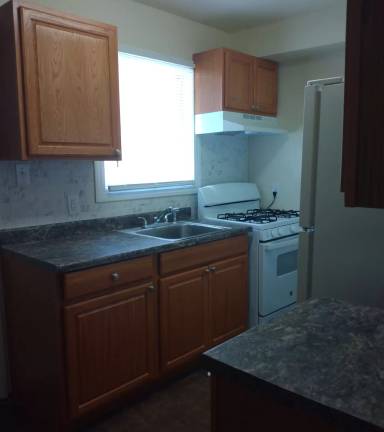 Main picture of 707 E 17th St