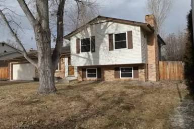 Main picture of 6211 W Maplewood Pl