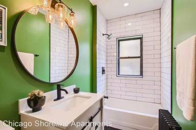 Main picture of 626 W Stratford Pl