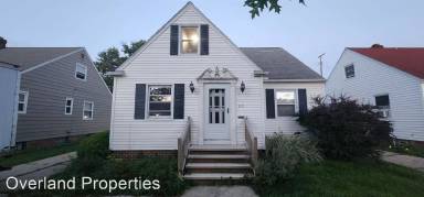 Main picture of 335 E 232nd St