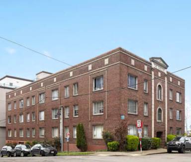 Main picture of 603 Pontius Ave N