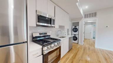 Main picture of 782 Orange St