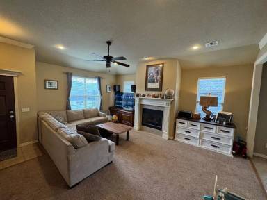 Main picture of 2656 N Sierra Ave