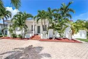 Main picture of Biscayne Point