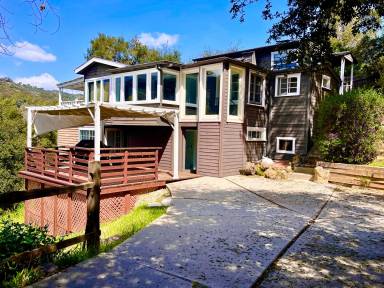 Main picture of 109 Muerdago Rd