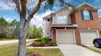 Main picture of 4163 Highwood Dr