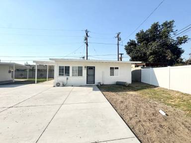 Main picture of 3255 Sullivan Ave