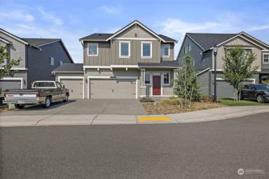Main picture of 18552 105th Ave E