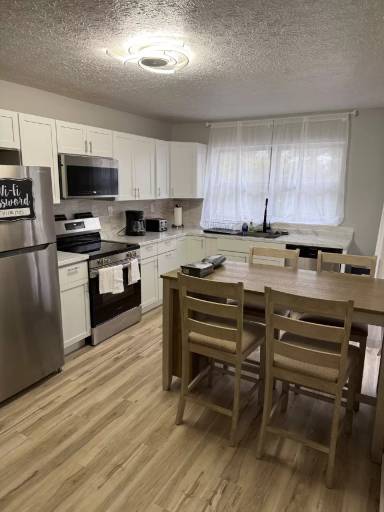Main picture of 4440 Renwood Dr