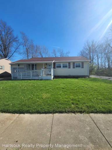 Main picture of 821 Ewing Ave