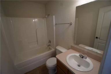 Main picture of 2224 Meadowlark Ln
