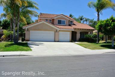 Main picture of 562 Long Crest Dr