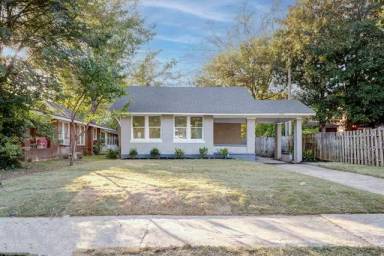 Main picture of 729 N Willett St