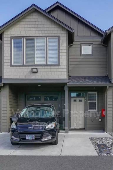 Main picture of 5809 NE 71st Ave
