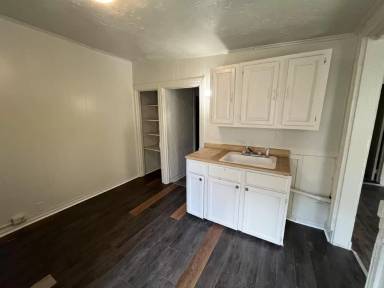 Main picture of 33 N Belvidere Ave
