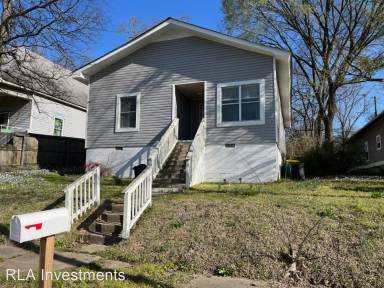 Main picture of 3214 W 13th St