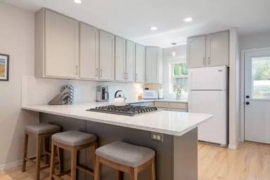 Main picture of 419 S 3rd St W