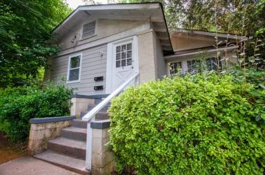 Main picture of 929 Greenwood Ave NE
