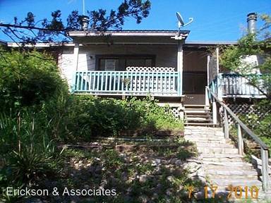 Main picture of 400 Eagles Nest Dr