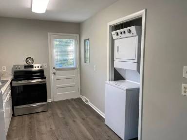 Main picture of 2314 Taylor St