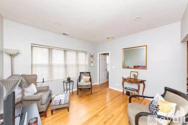 Main picture of 3906 W Belmont Ave