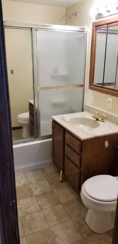 Main picture of 309 W Clark St