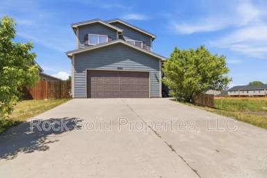 Main picture of 4804 Saddleback Dr
