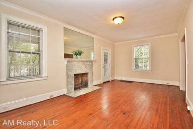 Main picture of 2714 Selwyn Ave