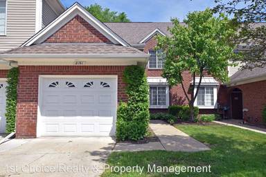 Main picture of 8191 N Annsbury Cir