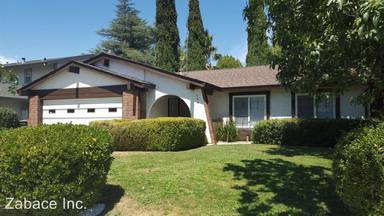 Main picture of 726 Heather Ln