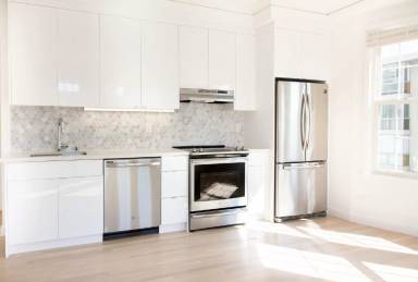 Main picture of 1635 Gough