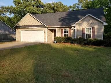 Main picture of 395 Hunters Creek Dr