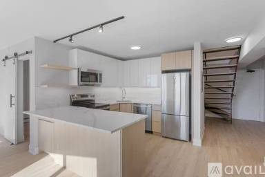 Main picture of Duplex Tower