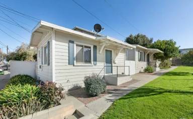 Main picture of 543 W 5th St