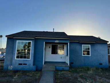 Main picture of 7403 Farmdale Ave