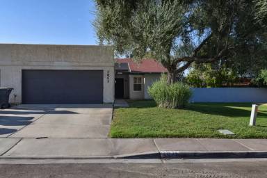 Main picture of 1641 W Hillside Pl