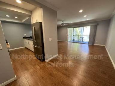 Main picture of 10669 San Diego Mission Rd