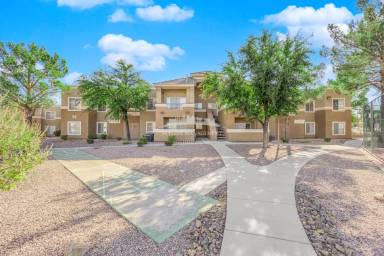 Main picture of 8070 Russell Rd Apartments