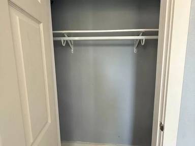 Main picture of 2503 W Fig St