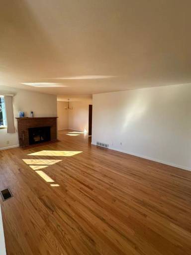 Main picture of 4801 84th St SW