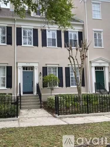 Main picture of 525 Campus St