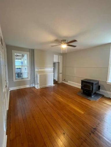 Main picture of 153 Summit Ave