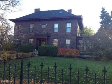 Main picture of 2409 Pillsbury Ave S