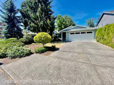 Main picture of 8831 SW 52nd Ave