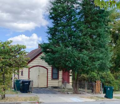 Main picture of 3068 Moosewood Ave
