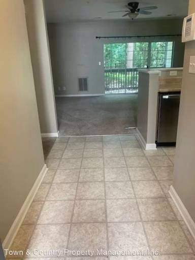 Main picture of 140 Wexford Dr