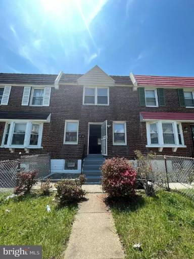 Main picture of 8124 Fayette St