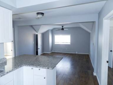 Main picture of Beautifully Renovated Duplex