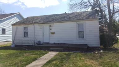 Main picture of 829 W Maple St